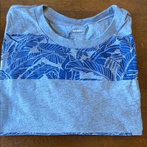 Old Navy T-Shirt